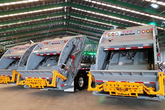 Xe chở rác công nghệ Mỹ giá 10 tỷ đồng/chiếc có mặt ở Việt Nam
