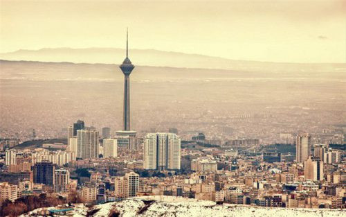 Iran đang lún sụt không thể phục hồi vì sao?