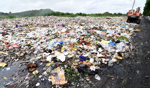 Bạc Liêu: Dân ngột ngạt vì bãi rác “bội thực”