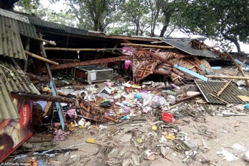 Đại sứ quán Việt Nam tại Indonesia khuyến cáo công dân sau sóng thần
