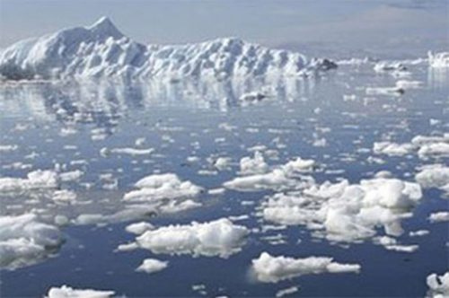 Khoảng 14.000 tấn nước Bắc Cực đổ ra biển mỗi giây do băng tan