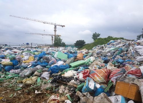 Quảng Nam: Rác thải tồn đọng do thiếu kinh phí
