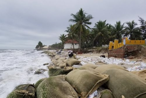 Quảng Nam: Đề nghị Chính phủ hỗ trợ 700 tỉ cứu bờ biển Cửa Đại