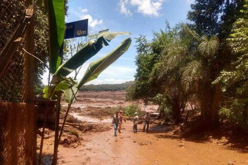Ít nhất 200 người mất tích do vỡ đập hồ chứa nước thải tại Brazil