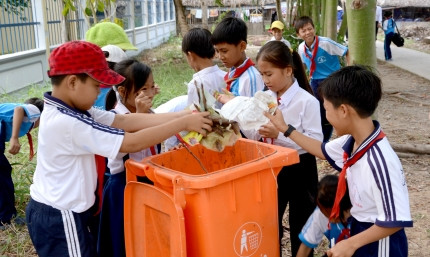 An Giang: Trường học nói không với rác thải nhựa