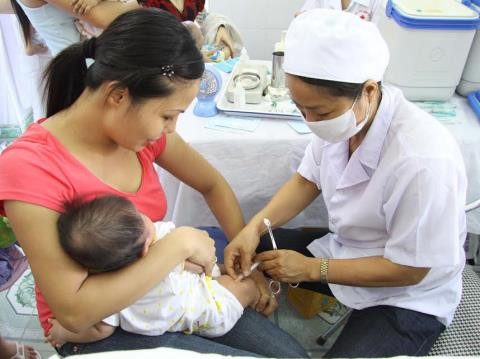 Hà Nội: Vẫn tiêm chủng vắc xin bình thường trong dịp nghỉ Tết Nguyên đán