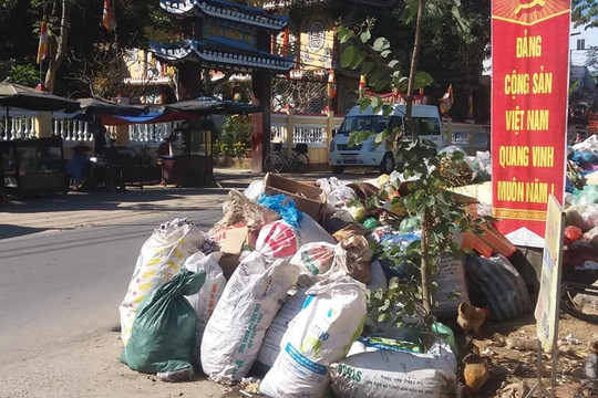Xã Điện Phương: Rác thải bủa vây các tuyến đường giao thông nông thôn