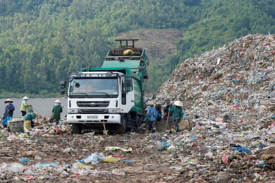 Đà Nẵng: Xử lý rác thải rắn là một thách thức lớn