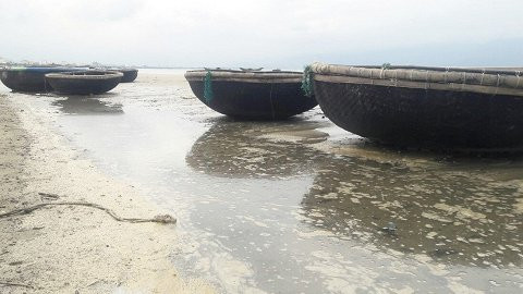 Đà Nẵng: Hồ điều tiết ngập nước thải gây ô nhiễm khủng khiếp