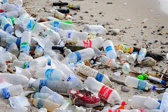 170 nước đã ra tuyên bố chung cam kết “tuyên chiến” với đồ nhựa