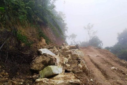 Lâm Đồng: Lấn chiếm đất rừng phòng hộ để khai thác đá