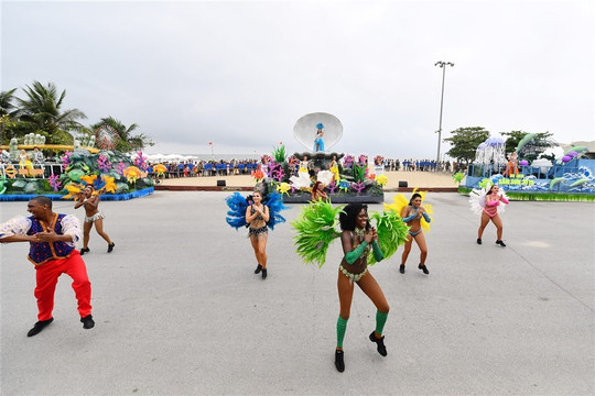 Sôi động Lễ hội Carnival tại TP.biển Sầm Sơn