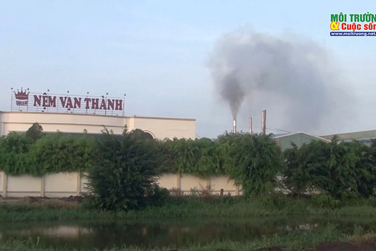 TP. Hồ Chí Minh: Công ty nệm Vạn Thành xả khí thải “bức tử” môi trường