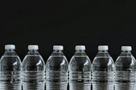 Huế: Các cơ quan không sử dụng nước uống đóng chai trong cuộc họp