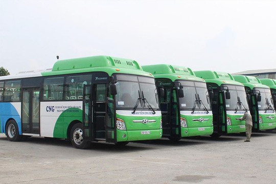 Hà Nội mở thêm 4 tuyến buýt sử dụng nhiên liệu sạch