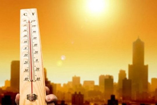Nắng nóng đỉnh điểm, Trung Bộ có nơi lên tới 40,9 độ C