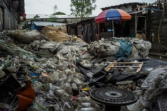 Cuộc sống địa ngục trần gian ở “Thành phố nhựa” châu Á