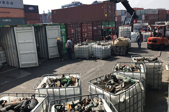 Gần 14.000 container phế liệu tồn đọng “chây ì” tại các cảng biển