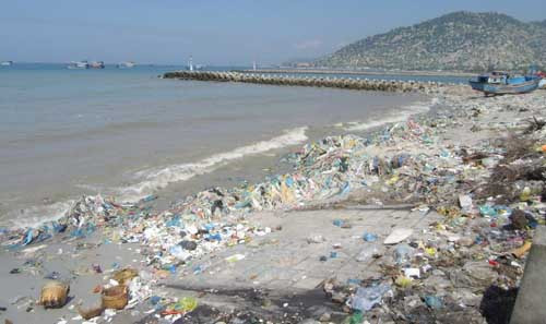 Rác thải nhựa khiến du lịch Việt Nam mất điểm