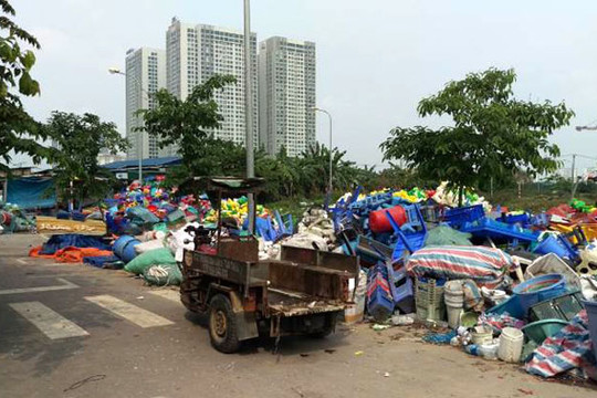 Hà Nội: Ô nhiễm làng nghề tái chế chất thải