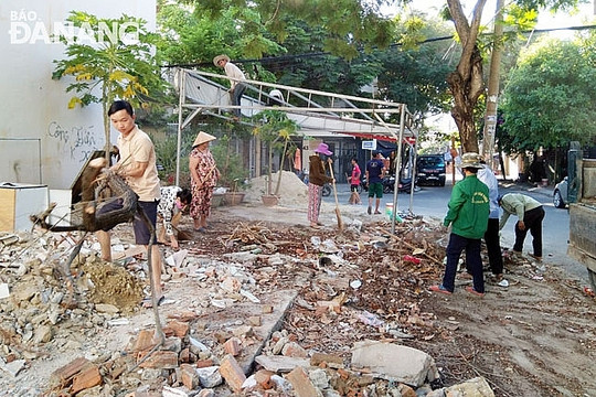 Đà Nẵng: Kịp thời xử lý ô nhiễm môi trường tại các bãi đất trống