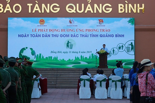 Phát động phong trào “Ngày toàn dân thu gom rác thải” tỉnh Quảng Bình