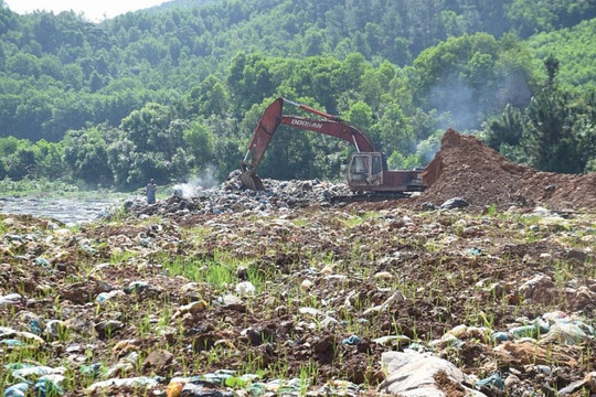 Quảng Nam: Khẩn trương xử lý ô nhiễm môi trường tại bãi rác Tam Xuân 2