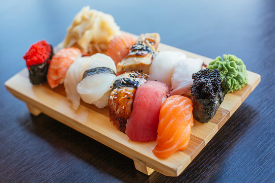 Ăn Sushi cá sống có thể gặp những mối nguy hiểm
