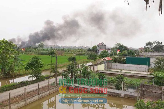 Hải Hậu (Nam Định): Người dân “oằn mình” sống cạnh bãi rác ô nhiễm