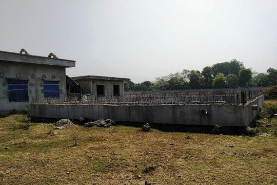 Thanh Hóa: Dự án nước sạch đưa vào xây dựng dở dang nằm cạnh kho thuốc trừ sâu