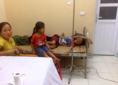 Thanh Hóa: Ăn cỗ mừng tân gia, hơn 40 người nhập viện nghi bị ngộ độc thực phẩm