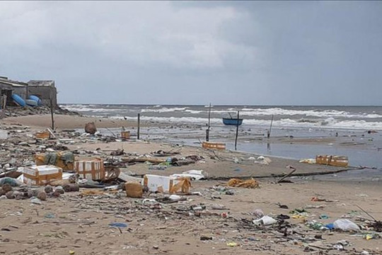 Bà Rịa – Vũng Tàu: Rác thải tràn ngập bãi biển Long Hải