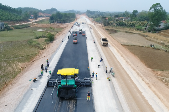 Cao tốc Bắc Giang-Lạng Sơn hơn 12.000 tỷ đồng sẵn sàng thông xe kỹ thuật vào cuối tháng Chín