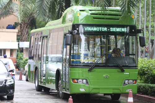 Hà Nội: Phấn đấu đến năm 2021 sẽ có xe buýt điện