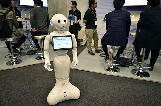 Mỹ: Hàng trăm nghìn nhân viên tại các ngân hàng sẽ được thay thế bởi robot