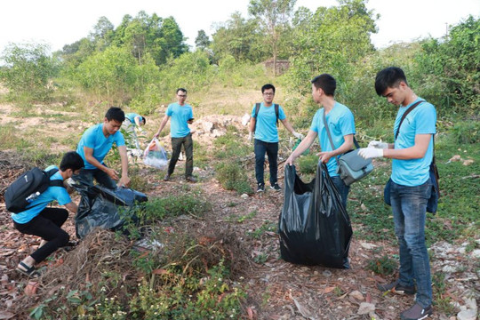 Thừa Thiên Huế: Nhân rộng thành công của mô hình “Ngày chủ nhật xanh” với  việc xây dựng nông thôn mới