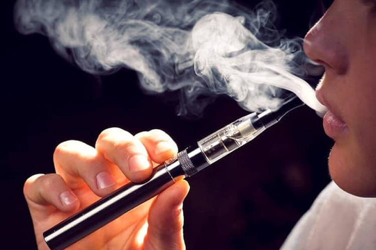 Mỹ: 1.299 trường hợp tổn thương phổi có liên quan tới việc hút thuốc lá điện tử