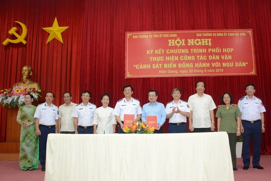 Kiên Giang: Cảnh sát biển là điểm tựa để ngư dân vươn khơi bám biển