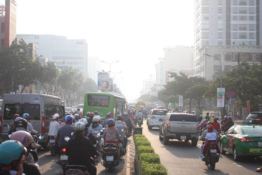 Giải pháp nào cải thiện ô nhiễm môi trường ở Hà Nội và TP Hồ Chí Minh?
