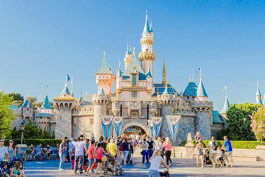 Công viên Disneyland cảnh báo bệnh sởi