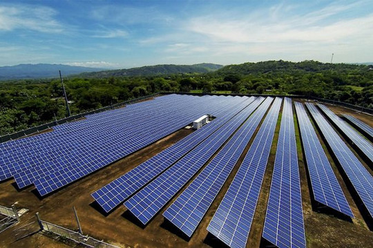 Xây dựng cơ chế đấu thầu cạnh tranh điện mặt trời ở Việt Nam