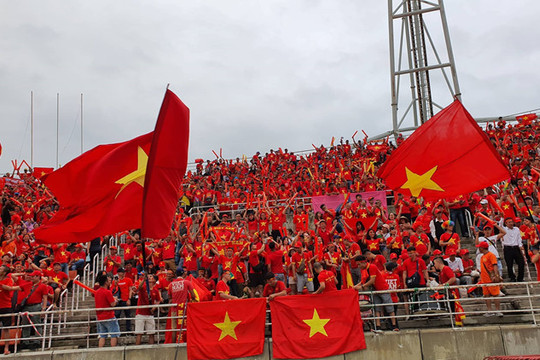 Trận cầu giữa Đội tuyển Việt Nam và UAE diễn ra trong thời tiết lạnh khô