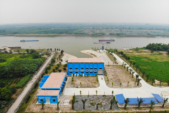 Hà Nội: Mua nước của sông Đuống, nhiều công ty kinh doanh nước có nguy cơ phá sản?