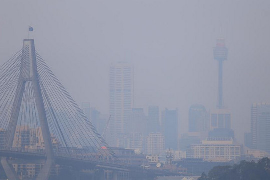 Thành phố Sydney chìm trong biển khói do ảnh hưởng của cháy rừng