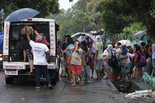 Philippines: Hàng trăm nghìn người phải sơ tán do ảnh hưởng của bão Kammuri