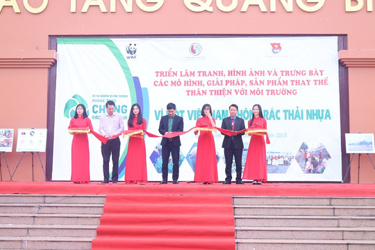 Chương trình “Vì Một Việt Nam không rác thải nhựa” được tổ chức tại Quảng Bình