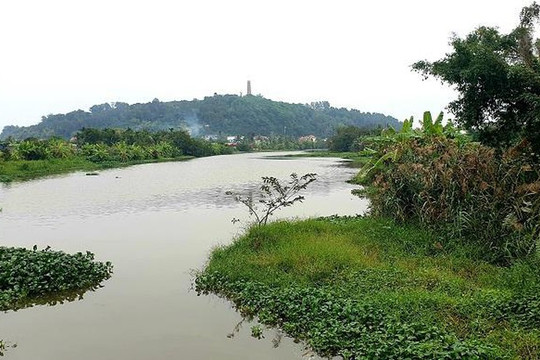 Hải Phòng: Sông Họng bị ô nhiễm nghiêm trọng