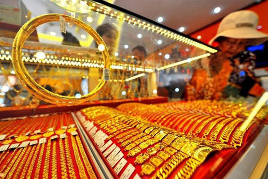Ngày Vía Thần Tài, giá vàng chính thức vượt mốc 45 triệu đồng/lượng