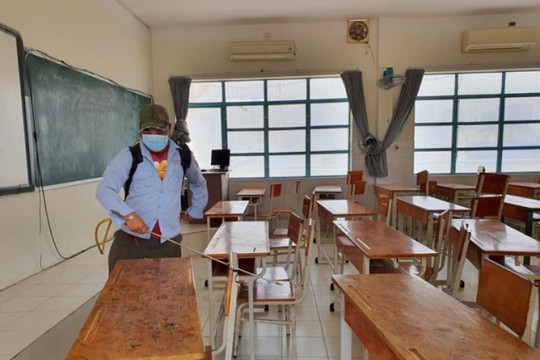 Hà Nội: Phun khử khuẩn lần 2 phòng, chống dịch nCoV tại các trường học