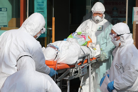 Hàn Quốc có thêm 161 ca nhiễm, trở thành ổ dịch nCoV lớn thứ hai thế giới